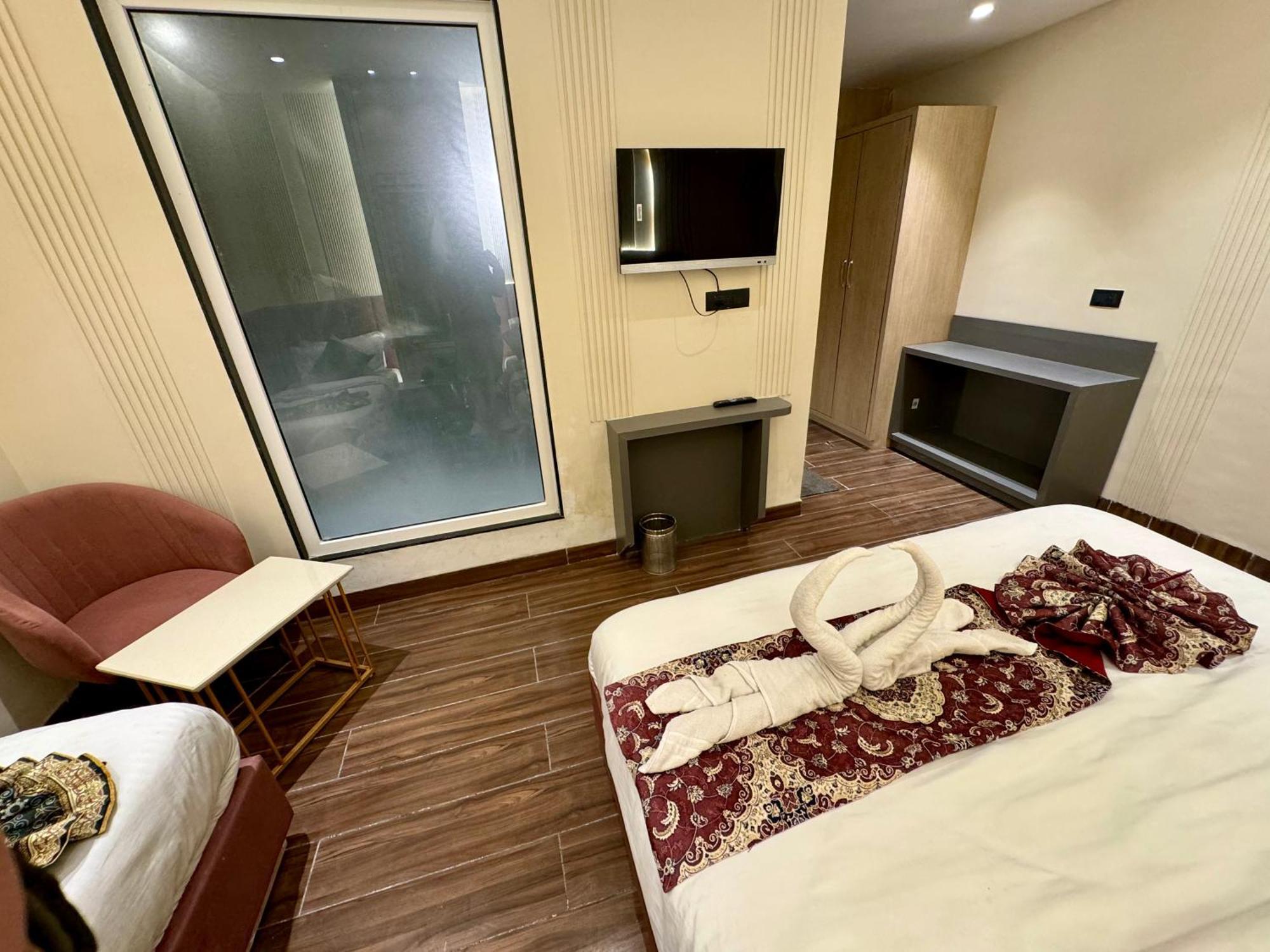 אמריצר Hotel 51 מראה חיצוני תמונה