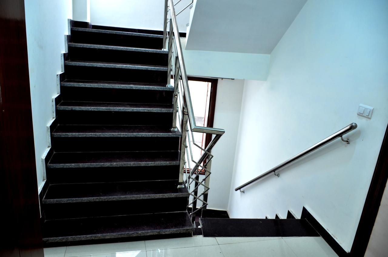 אמריצר Hotel 51 מראה חיצוני תמונה